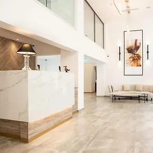 מלון Roseum Boutique